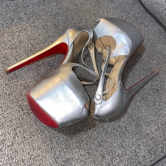 Christian Louboutin Shoes - Christian Louboutin Metallic Silver Heels with Iconic Red Soles